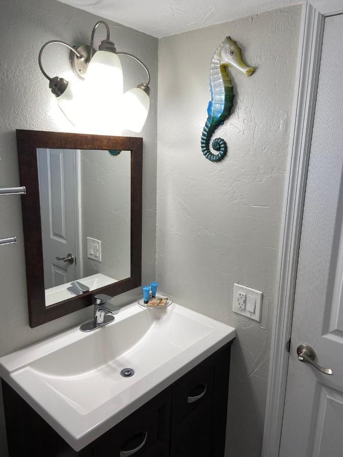 Motel Hideaway Village 2*