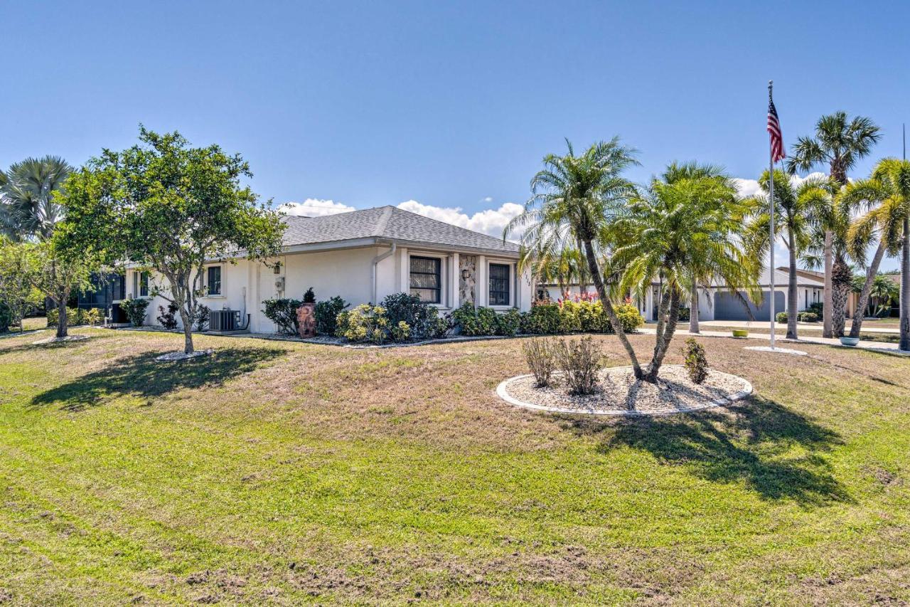 Modern House Less Than 5 Miles To Beach! Holiday home *