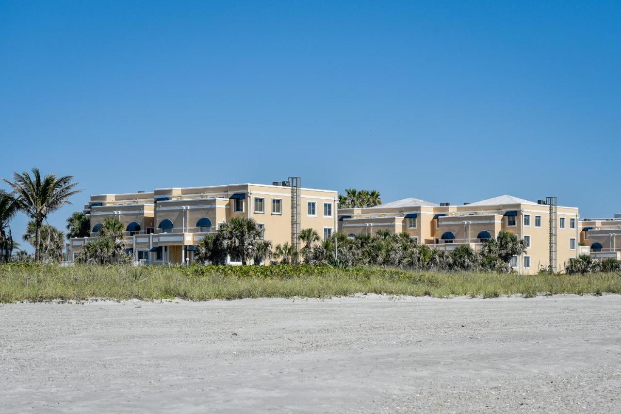 Royal Palace * Cape Canaveral