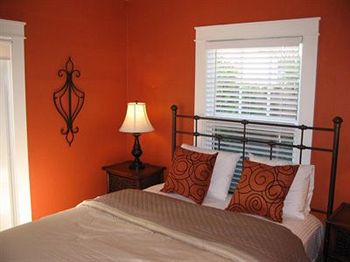Grandview Gardens Hotel 4*