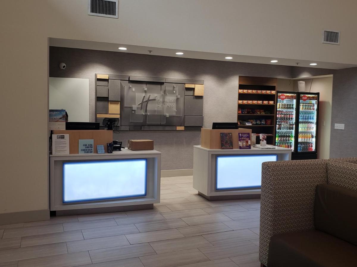 Express North Telecom Park By Ihg Tampa