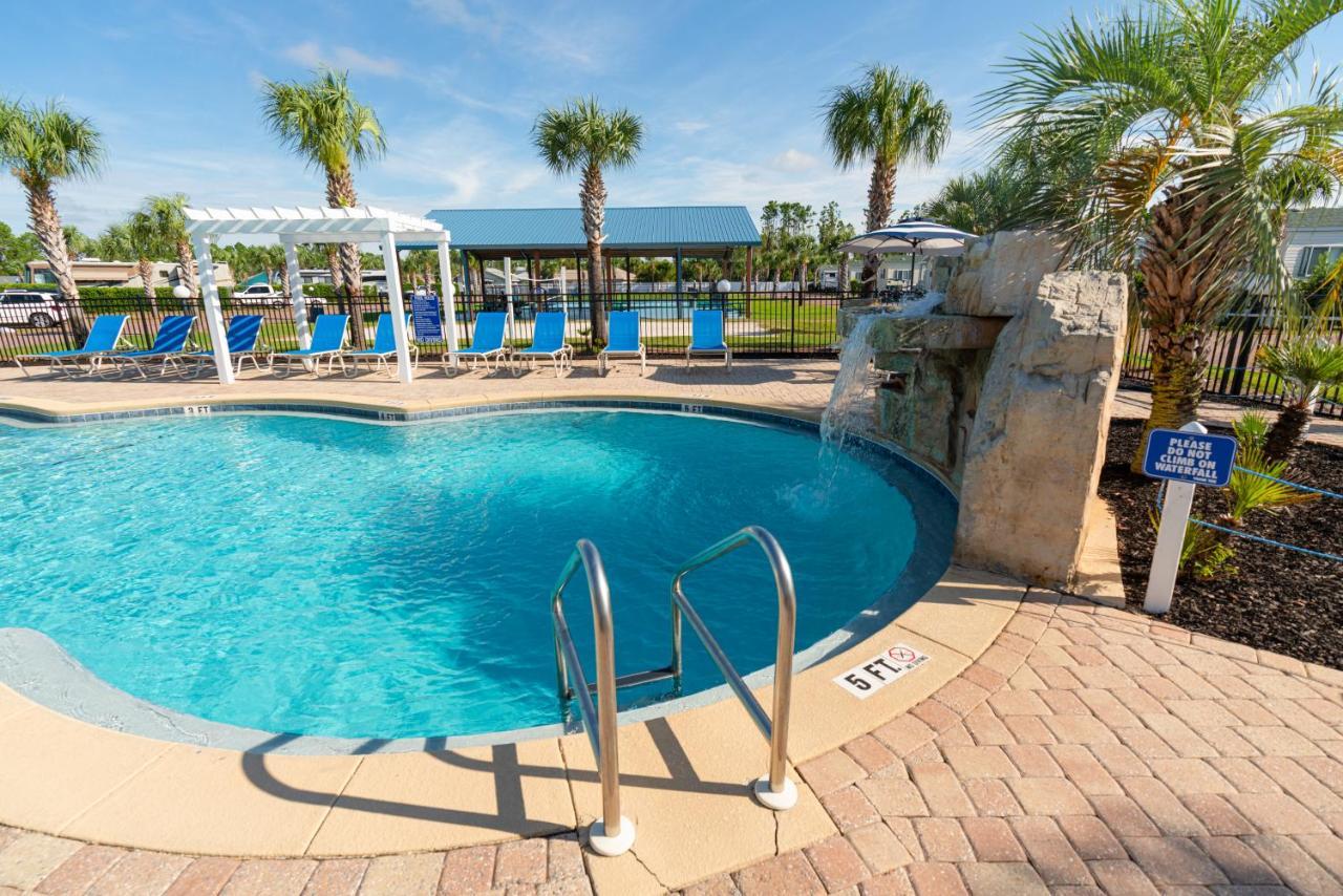 Emerald Coast Rv Campsite *