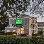 Hometowne Studios By Red Roof Orlando South
