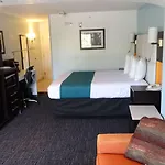 Best Western Plus Orlando Lake Buena Vista South Inn & Suites