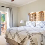 A Disney Reunion! Spacious And Spectacular, 5 Heated Pools, Sleeps 8, Overlooking Acres Of Views, Low Rates!