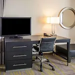Comfort Suites Miami Airport North