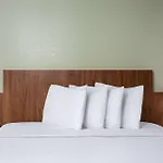 Ramada By Wyndham Altamonte Springs Near I-4