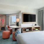 Hotel Landy Orlando Universal Blvd, A Tribute Portfolio Hotel
