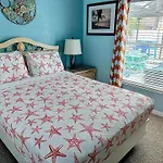 Mickeys Movie House, 2 Masters, Pool And Spa