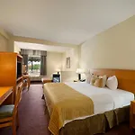 Ramada By Wyndham Kissimmee Downtown Hotel