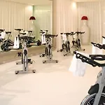 Icon Brickell Suites