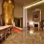Icon Brickell Suites