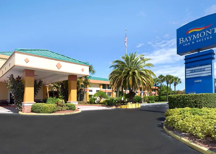 Garnet Inn & Suites