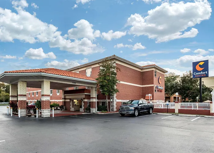 Comfort Suites Airport