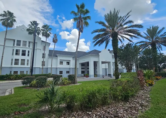 Surestay Plus By Best Western Orlando Lake Buena Vista