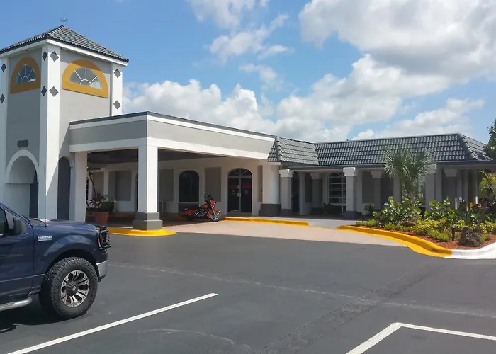 Ramada Heritage Park Kissimmee (Adults Only)
