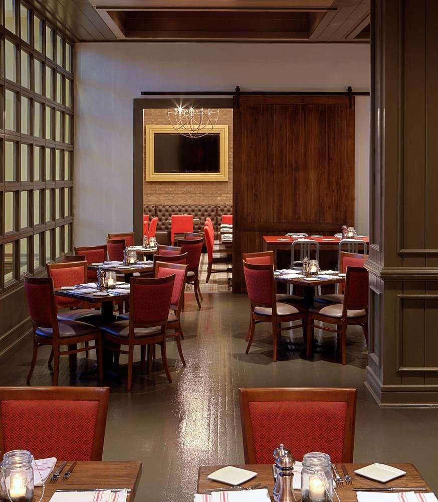 Marriott Airport Lakeside Hotel 4*
