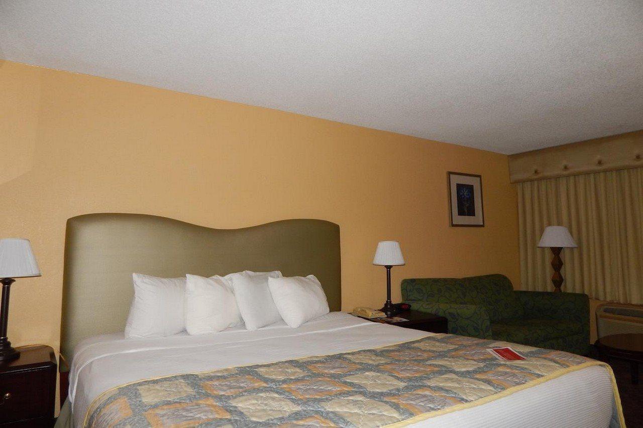 Ramada By Wyndham Near I-4 Hotel Altamonte Springs