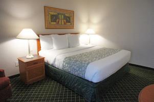 La Quinta By Wyndham Miami Airport West Hotel 3*