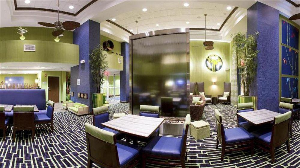 Express & Orlando - Apopka By Ihg Hotel