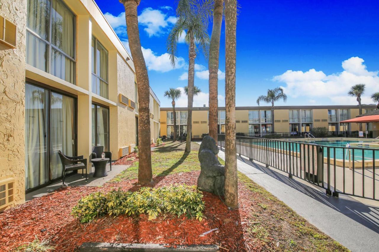 Floridian Express International Drive 2*
