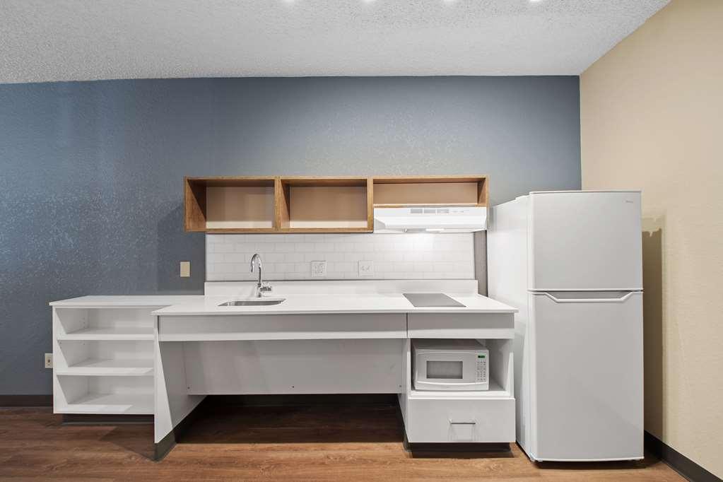 Extended America Premier - Miami - Airport - Doral - 87th Avenue South Hotel 2*