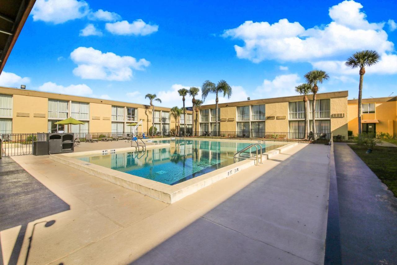 Floridian Express International Drive 2*