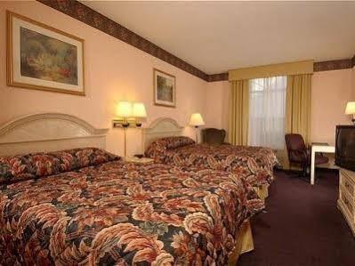 Fairfield & By Marriott Orlando Buena Vista Hotel