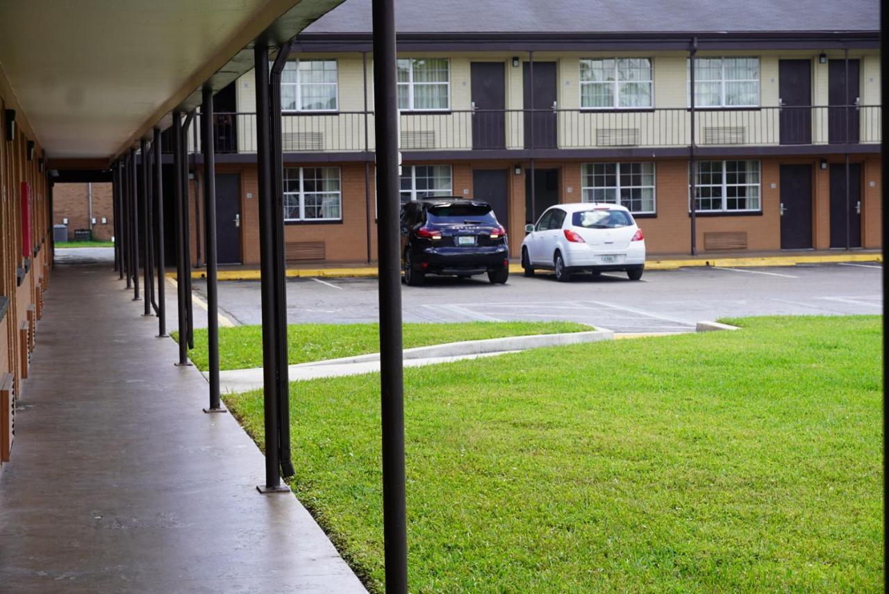 Econo Jacksonville