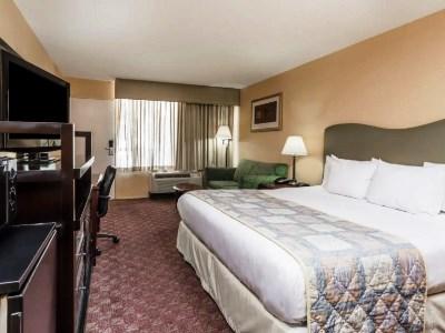 Ramada By Wyndham Near I-4