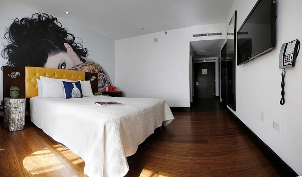 Balfour Miami A Morgan's Original 4*