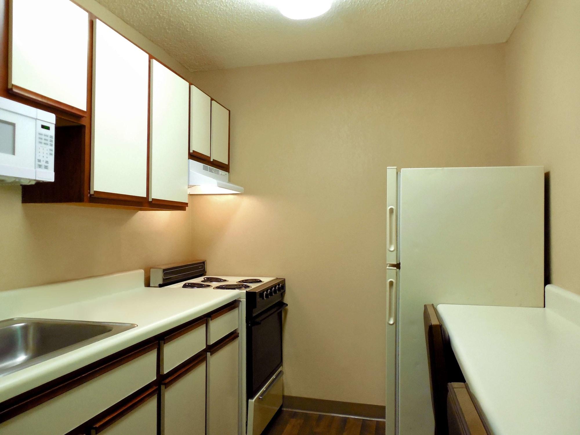 Extended Stay America Suites - Orlando - Orlando Theme Parks - Vineland Rd 2* Orlando