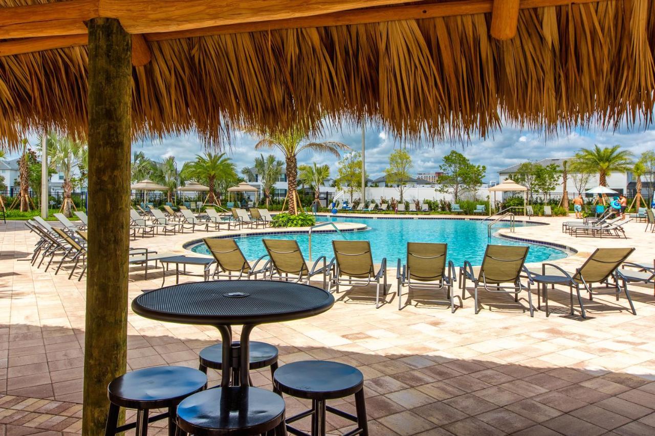 Amazing With A Private Pool Near Villa *