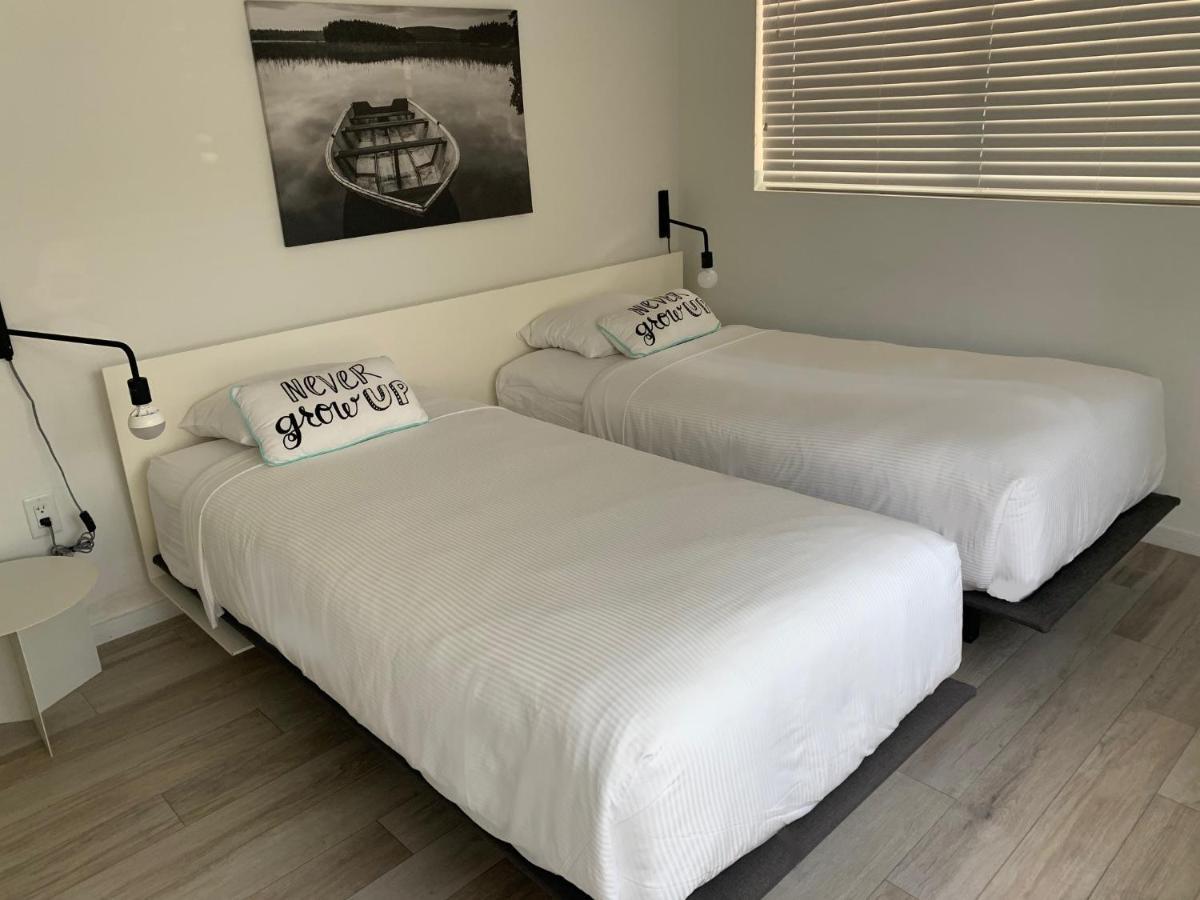 Haus Contemporary Key Biscayne
