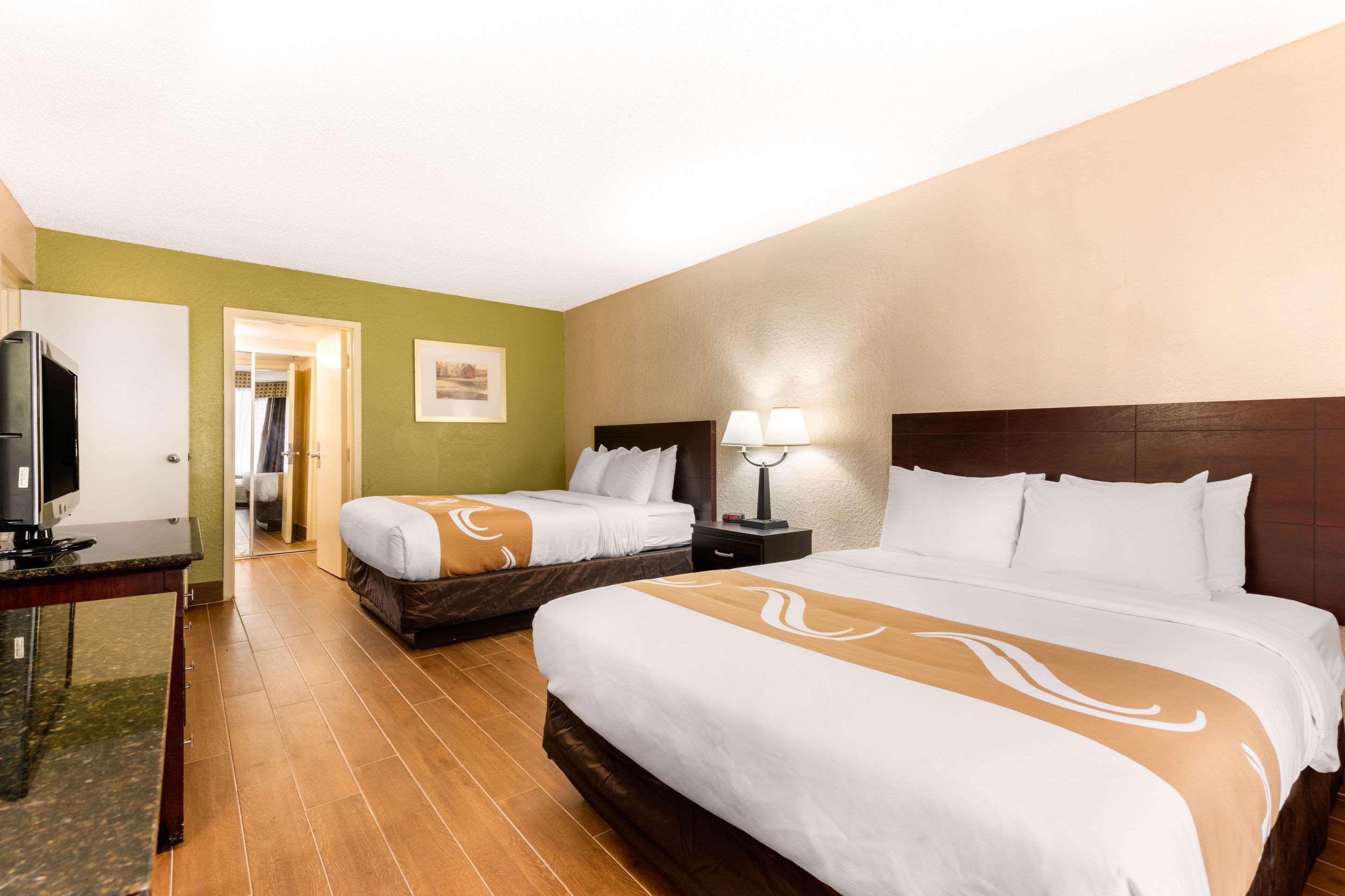Hotel Quality & Airport 2*