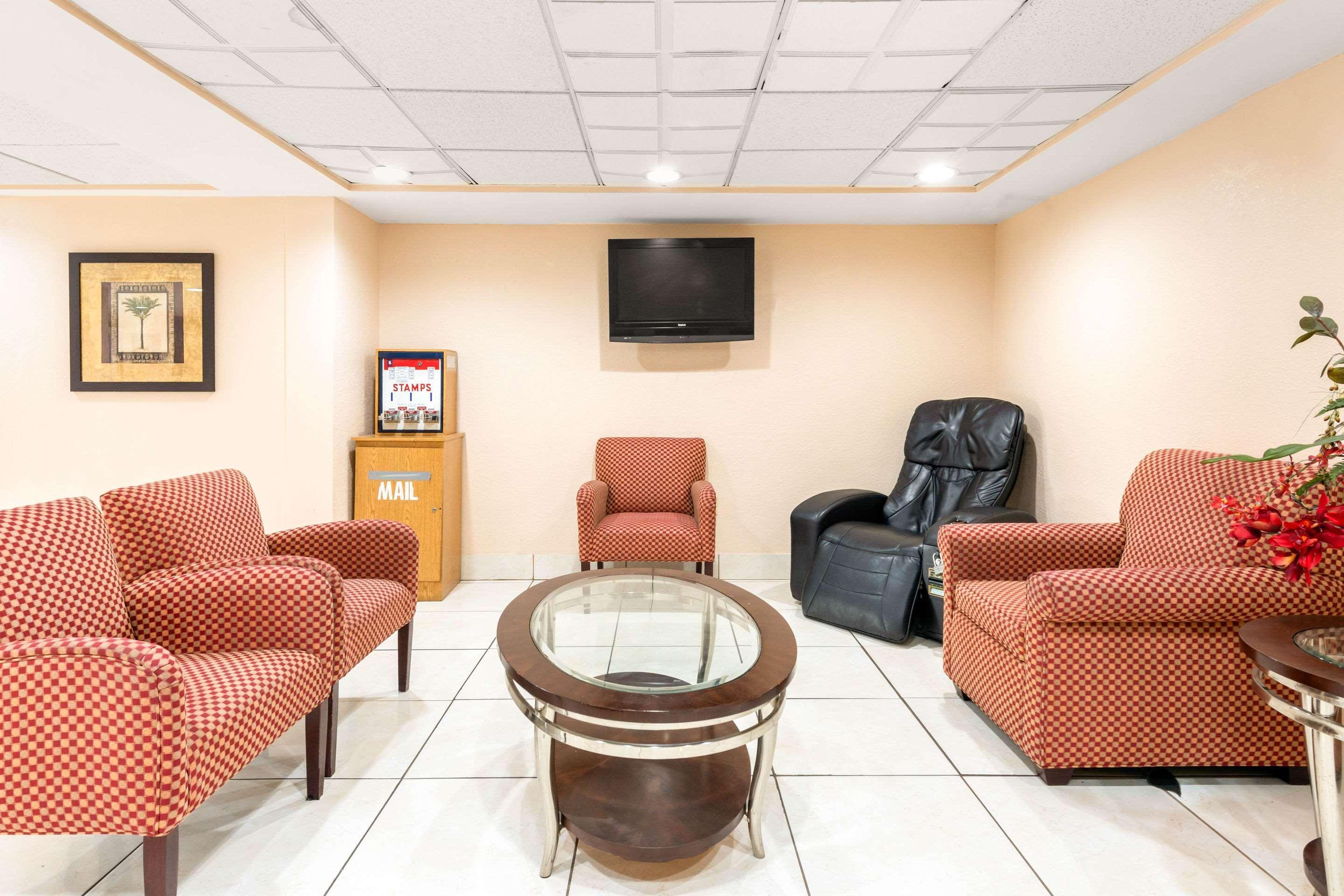 Hotel Quality & Airport 2*