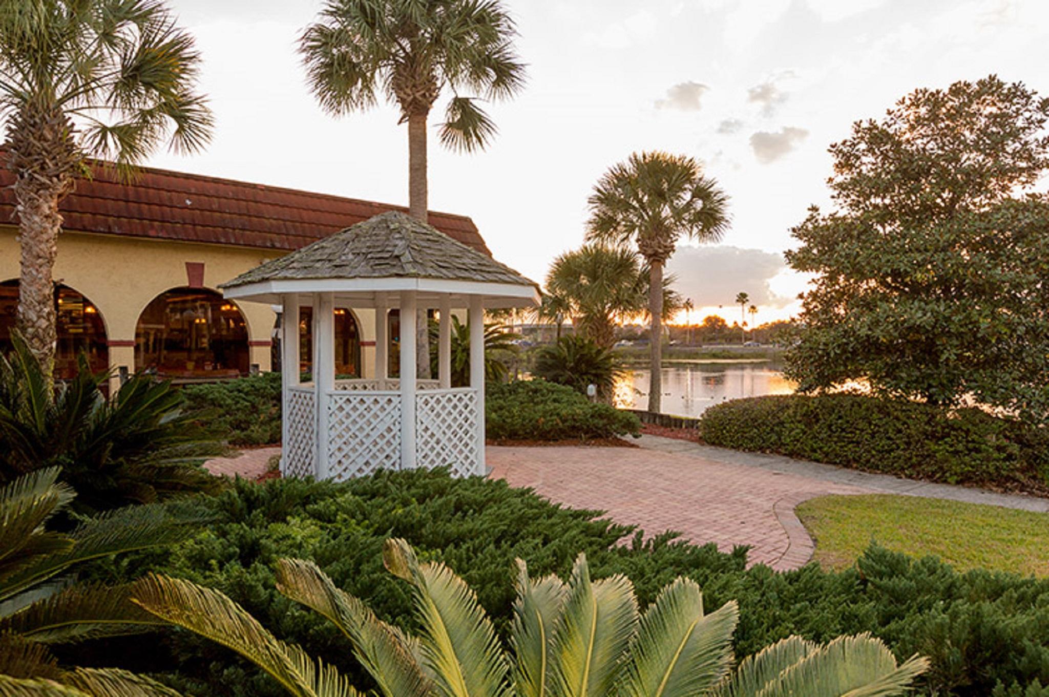 Resort Maingate Lakeside Four Corners