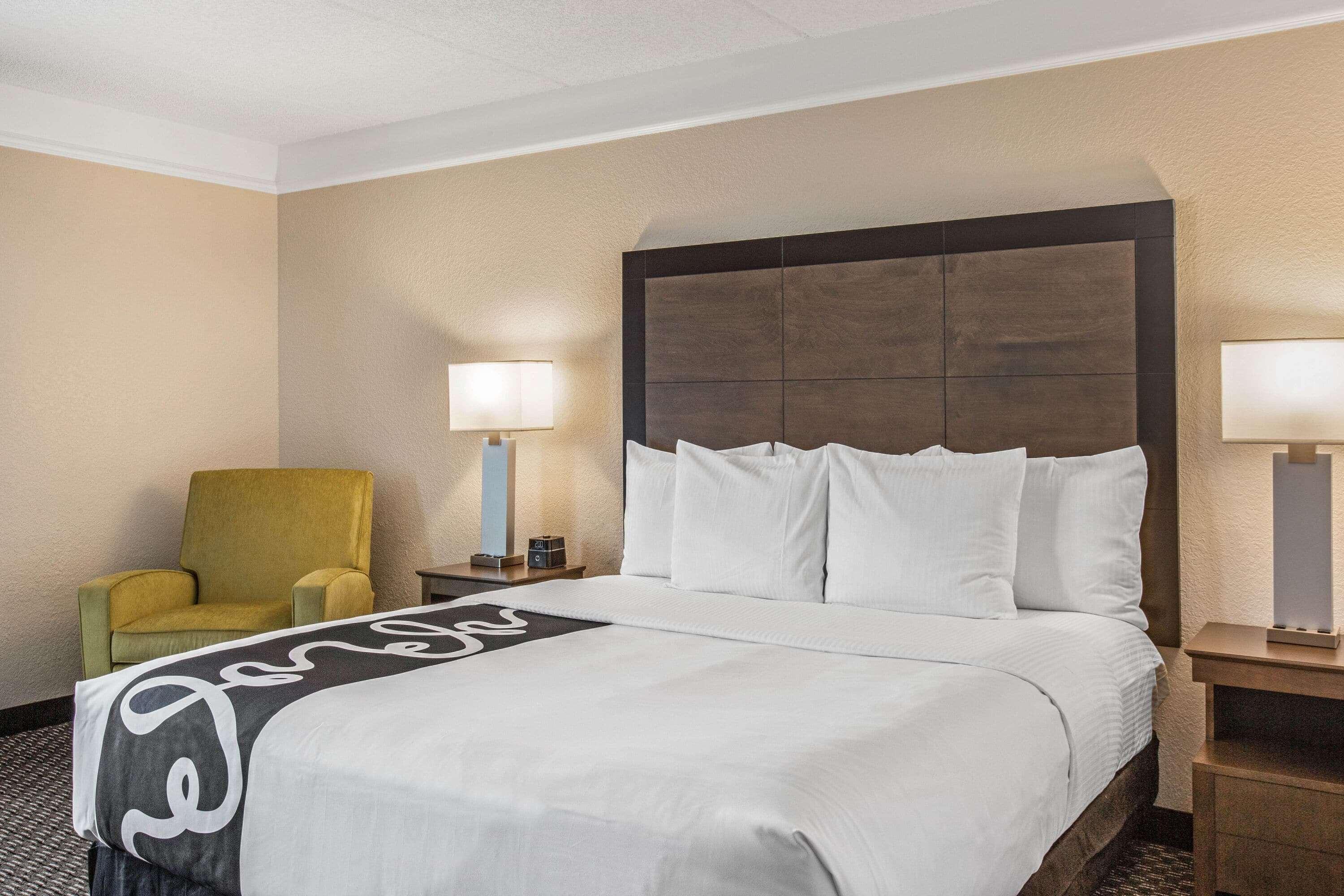 Hotel La Quinta By Wyndham Miami Airport West 3*