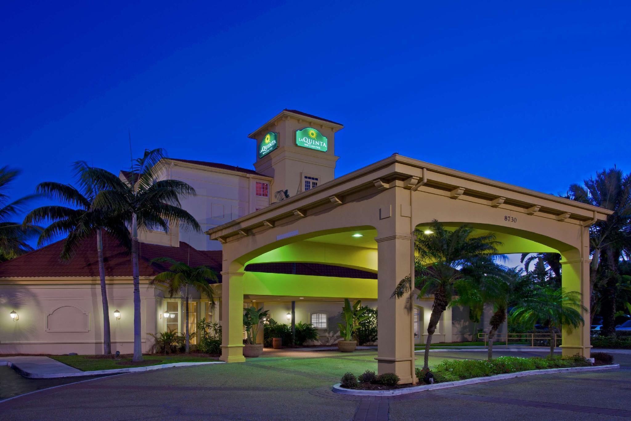 La Quinta By Wyndham Miami Airport West Hotel