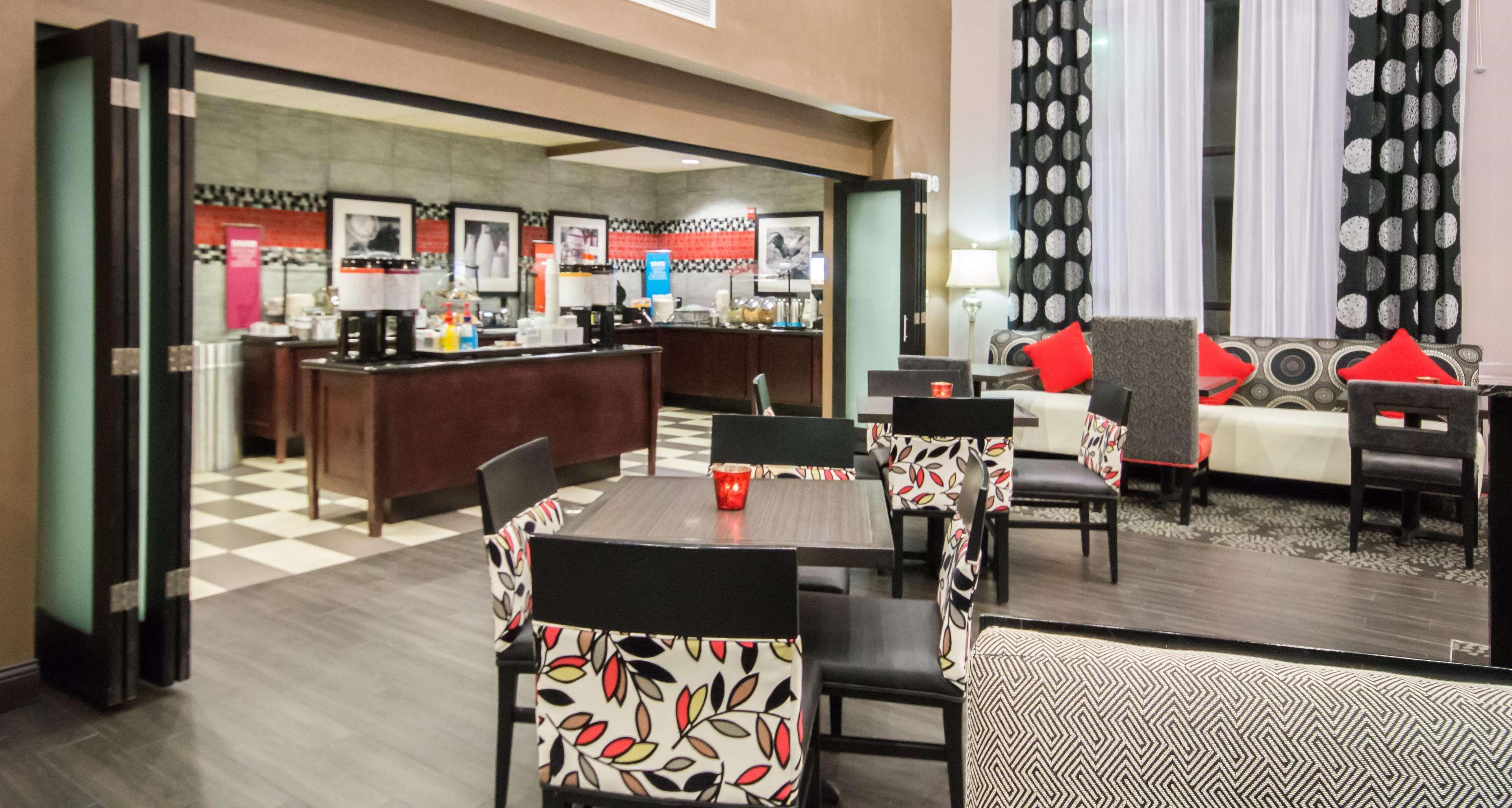 Hampton & Orlando-john Young Parkway/south Park Hotel 3*