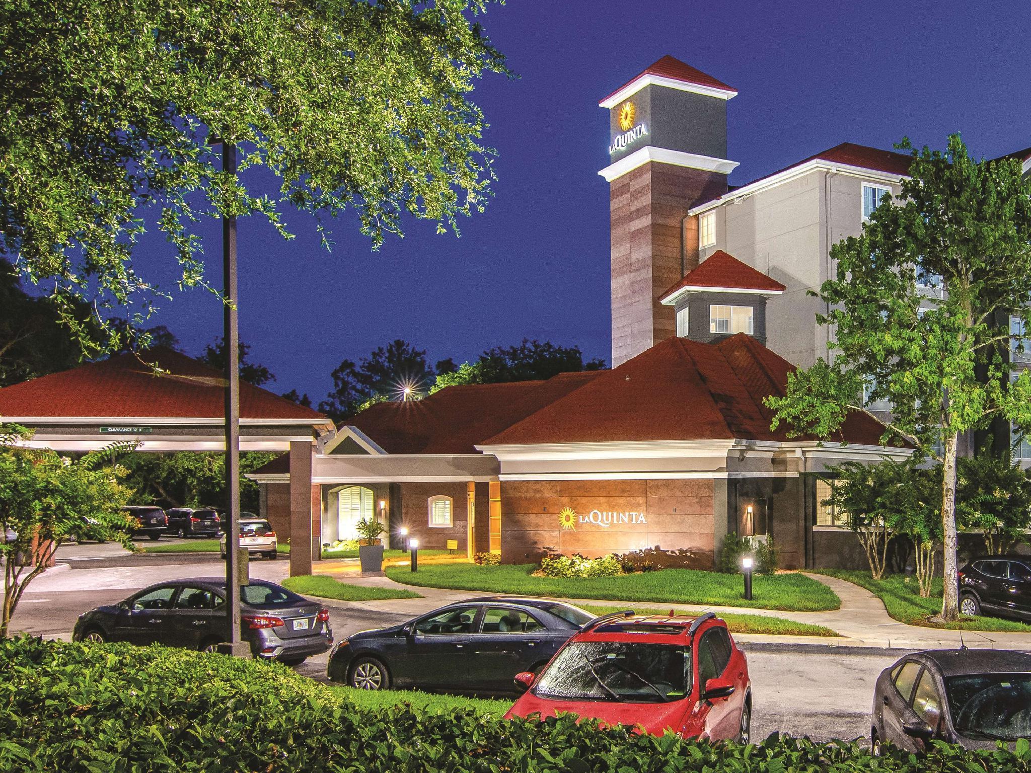 La Quinta By Wyndham Orlando Ucf 3*