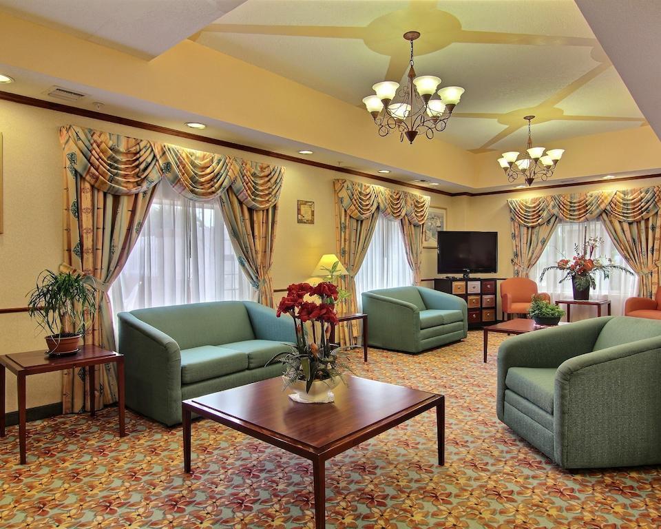 Hotel Comfort Airport 2*
