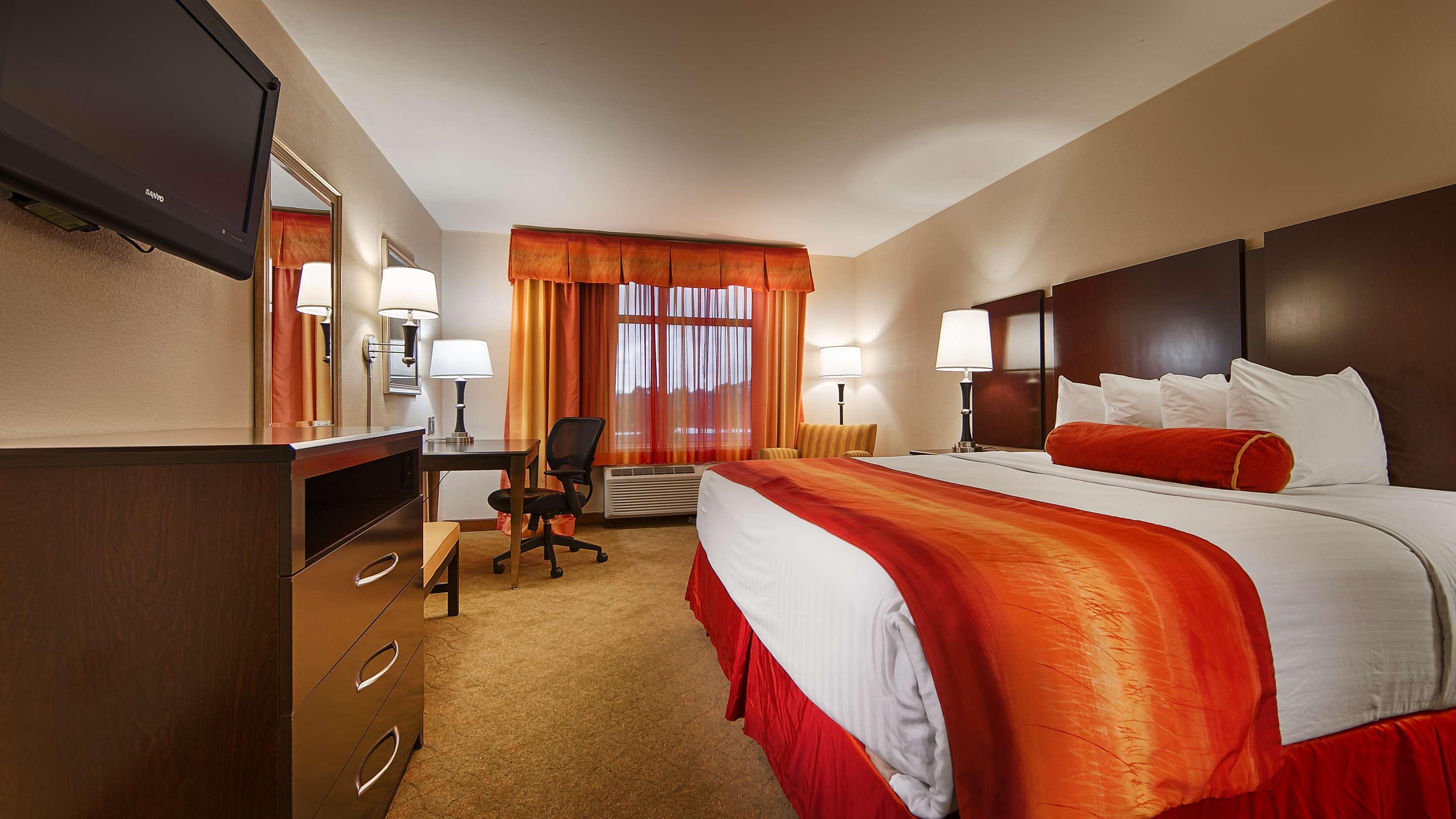 Western West Hotel 3*
