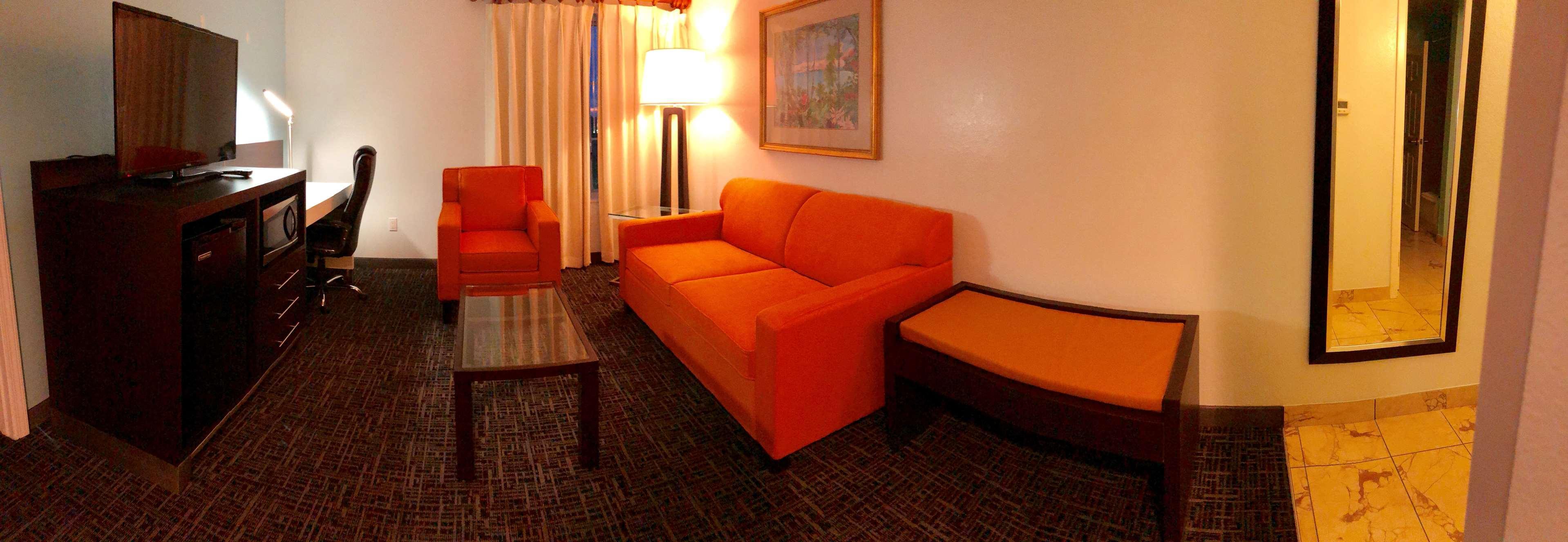 Western Orlando Buena Vista South & Kissimmee