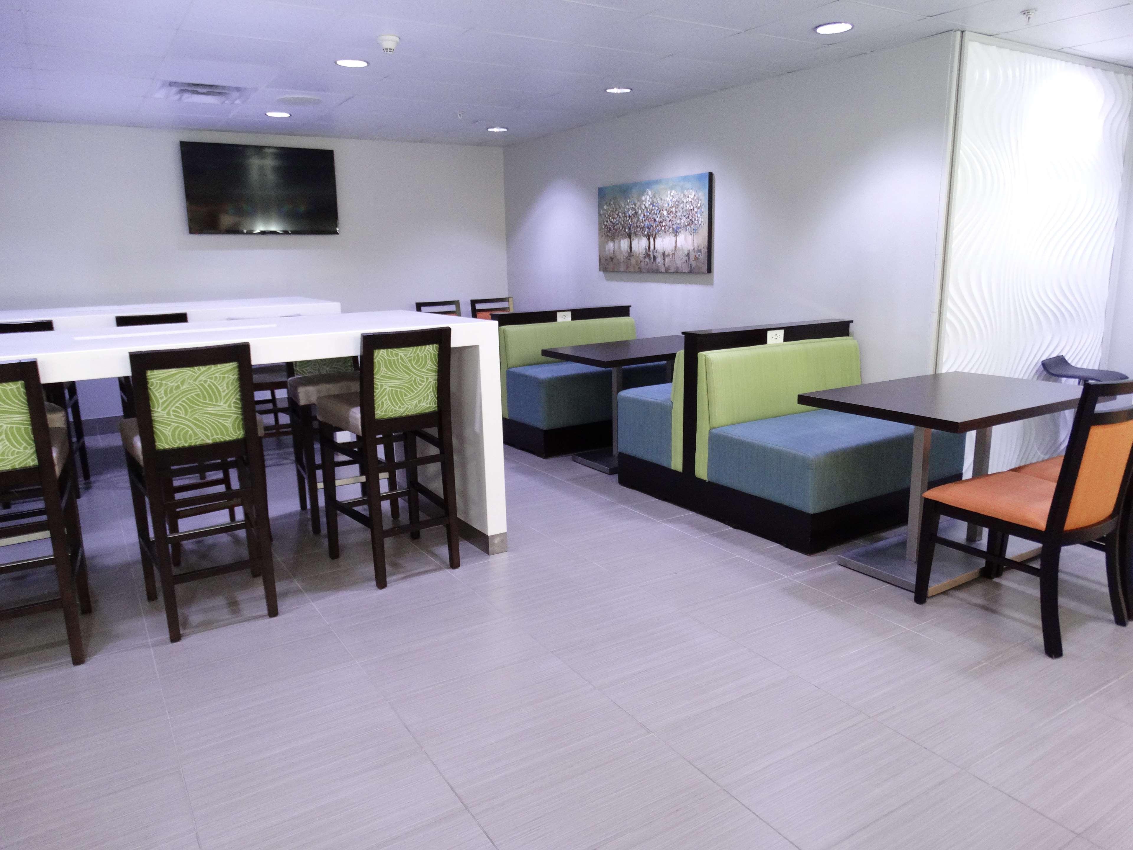 Western Orlando Buena Vista South & Hotel Kissimmee
