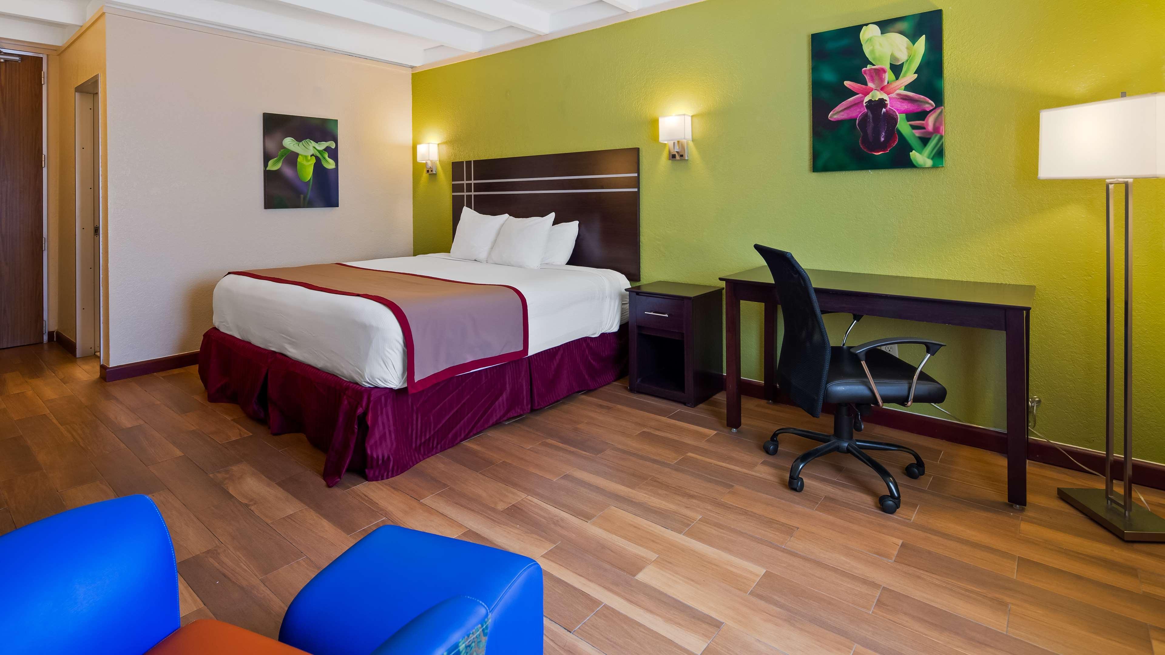 Western West 3* Orlando