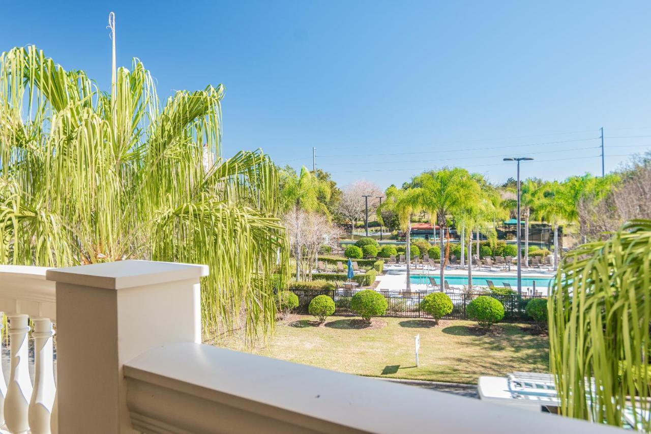 Reunion Villa: Spacious Getaway With Heated Pools Holiday home *