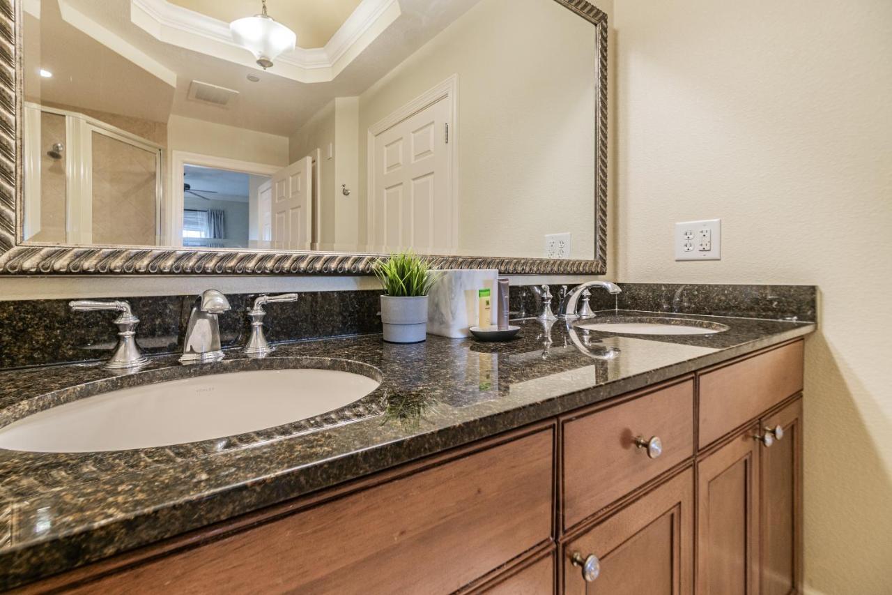Holiday home Reunion Villa: Spacious Getaway With Heated Pools *