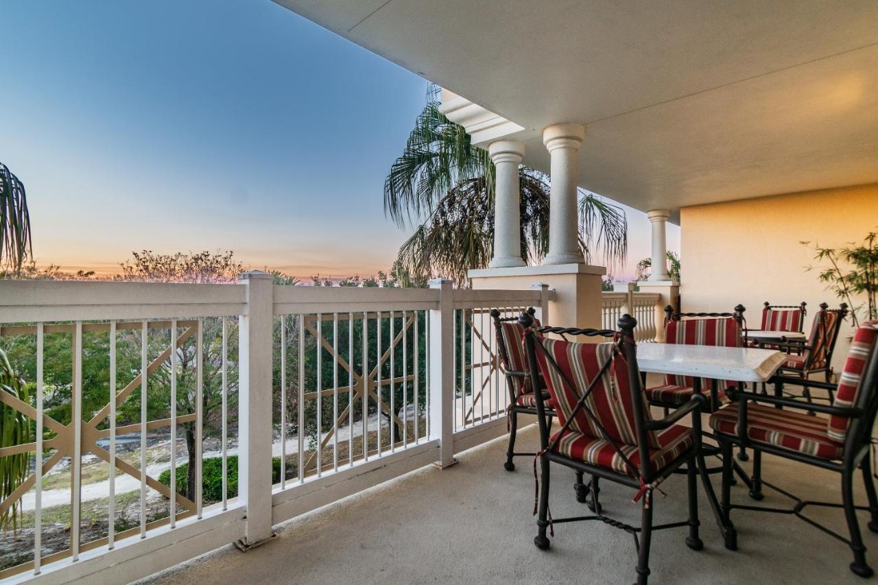 Reunion Villa: Spacious Getaway With Heated Pools Holiday home Kissimmee