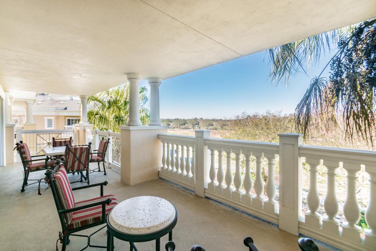Reunion Villa: Spacious Getaway With Heated Pools Holiday home Kissimmee